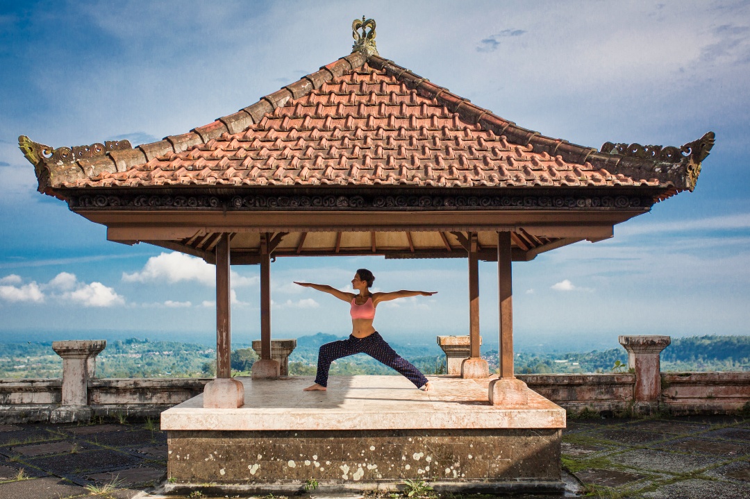 7 Benefits of Going to a Yoga Retreat in...